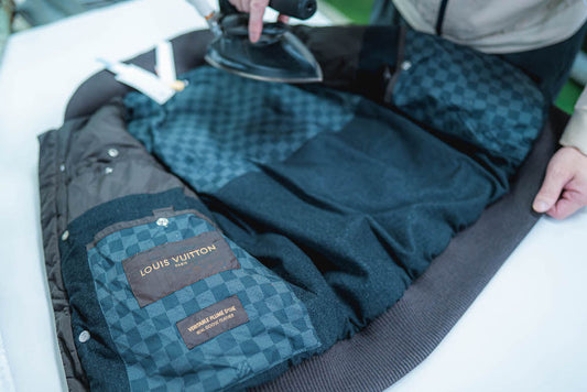 シーズンオフの前に！高級ダウンの正しい収納方法とクリーニングのタイミング