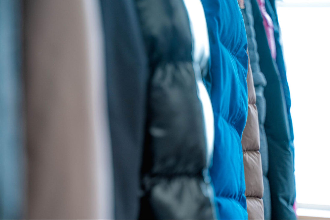 湿気・カビ・ダニから守る！プロが教える高級ダウンの夏越し保管術